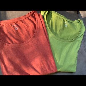 Two Lands’ End Scoop Neck long sleeve T-shirts -L